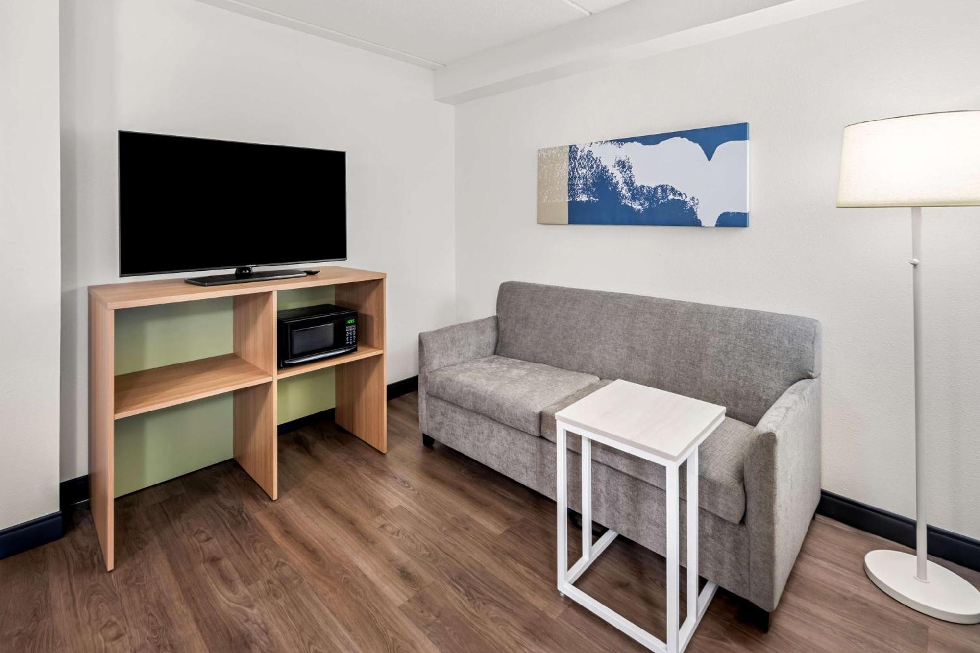Spark By Hilton Woodbridge Zewnętrze zdjęcie
