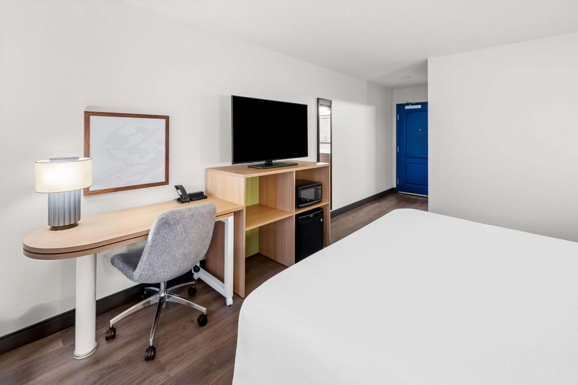 Spark By Hilton Woodbridge Zewnętrze zdjęcie